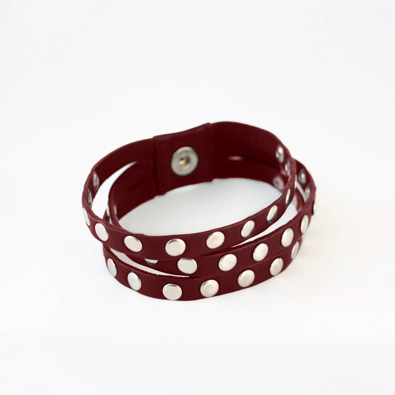 Studs Burgundy - Camia