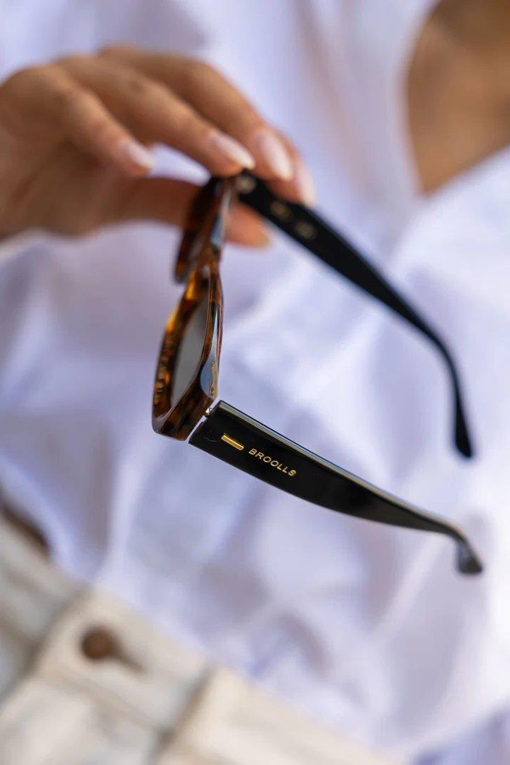 VEGA Gold Tortoise Sunglasses - Broolls