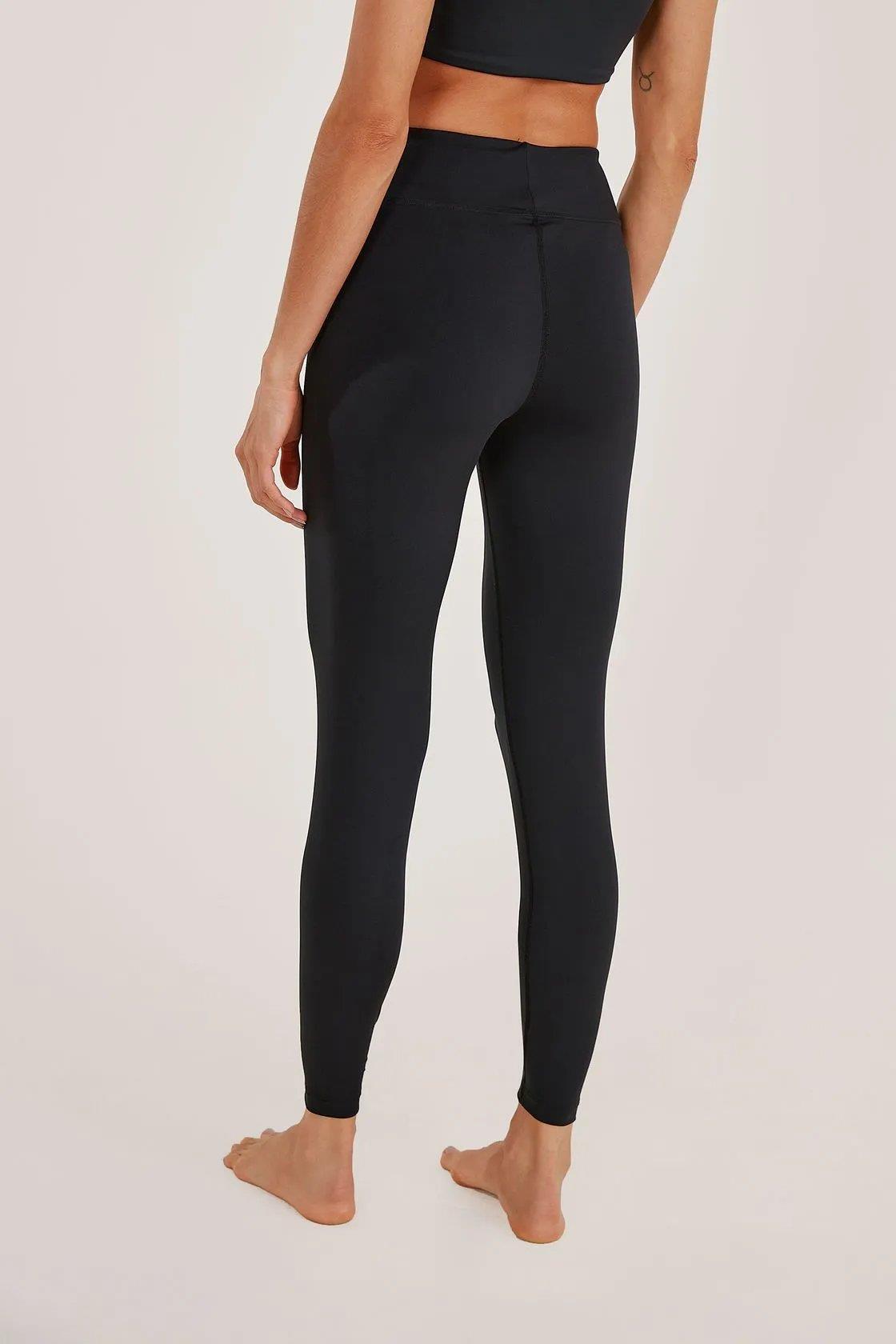 Lolli Soft Skin Basic Black Fitness Legging - Yogini
