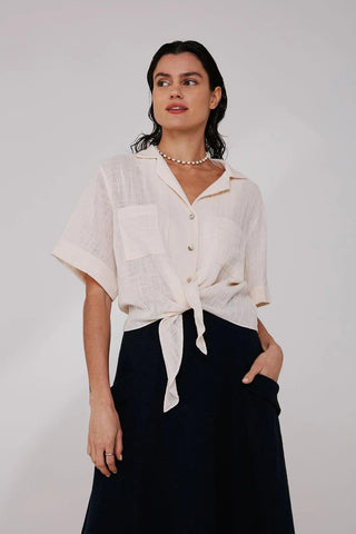 Sara Knot Shirt - Yogini