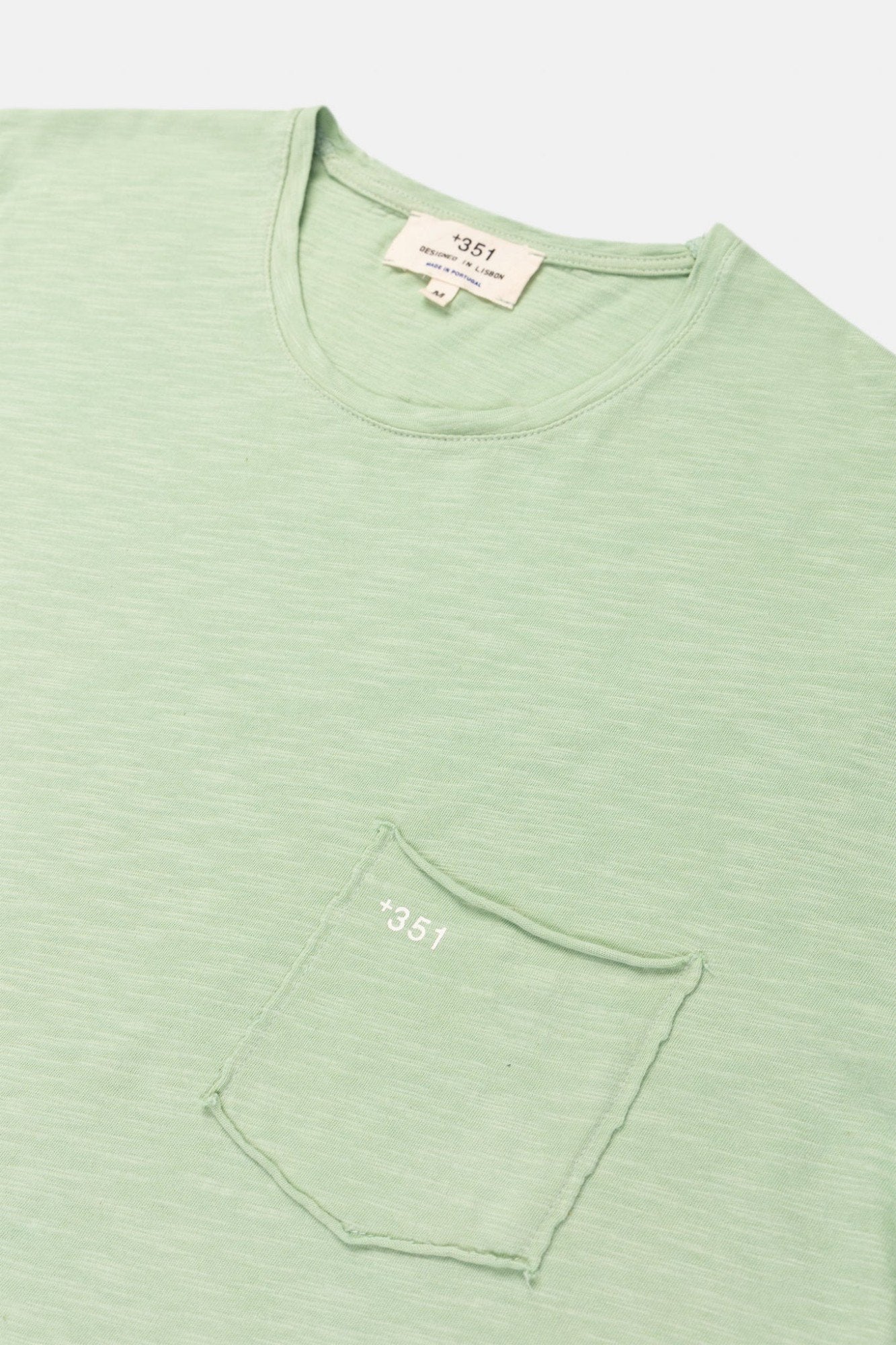 Essential Unisex T-Shirt - +351