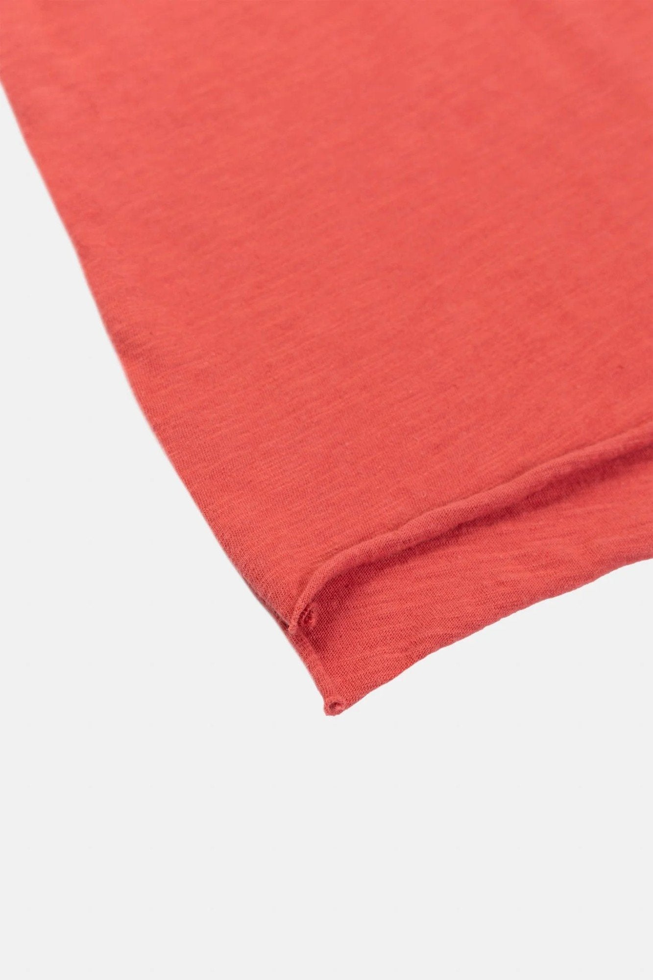 Essential Unisex T-Shirt - +351
