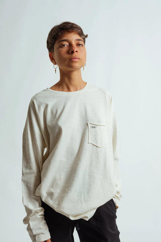 Essential Unisex Long-sleeved T-Shirt