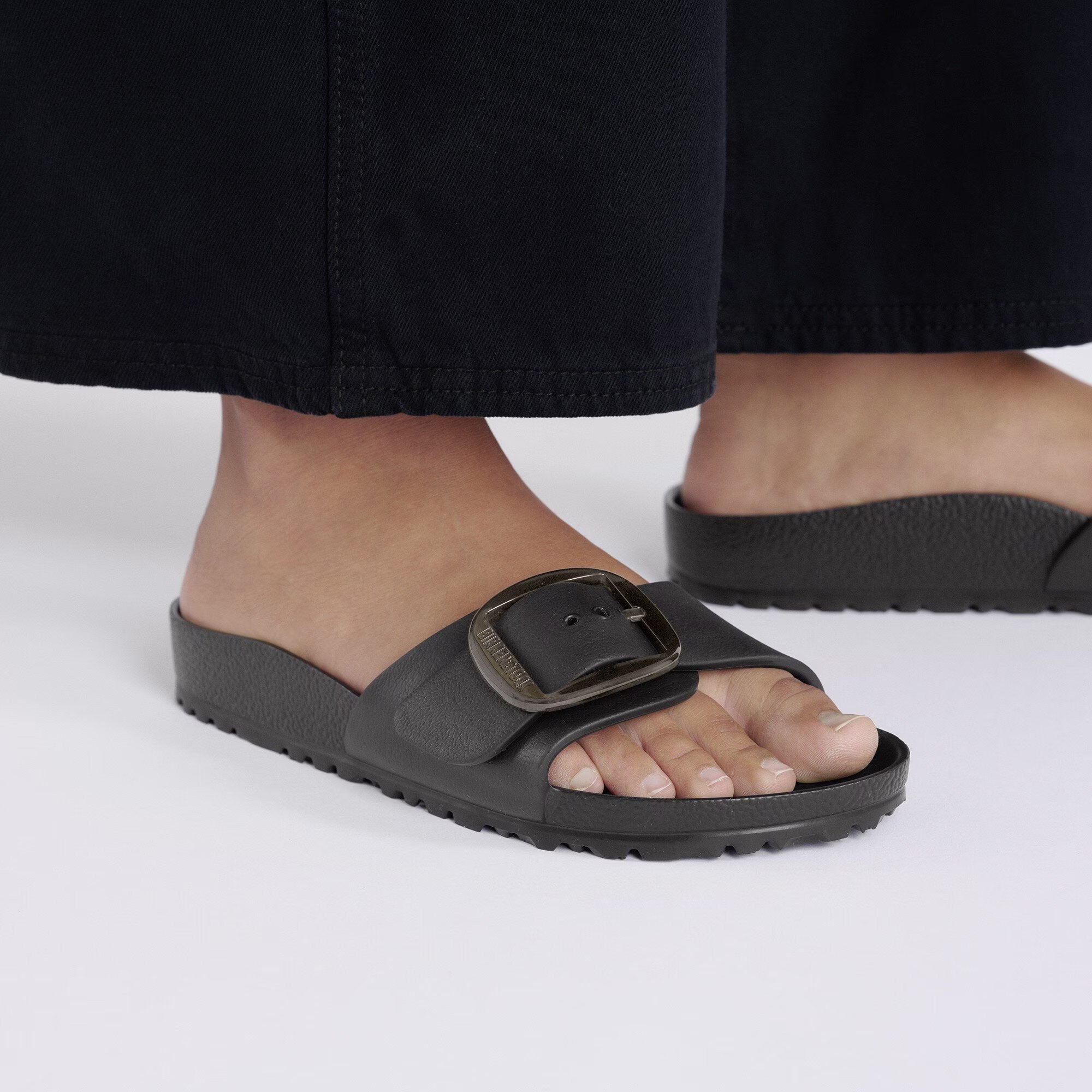 Madrid Big Buckle Black EVA