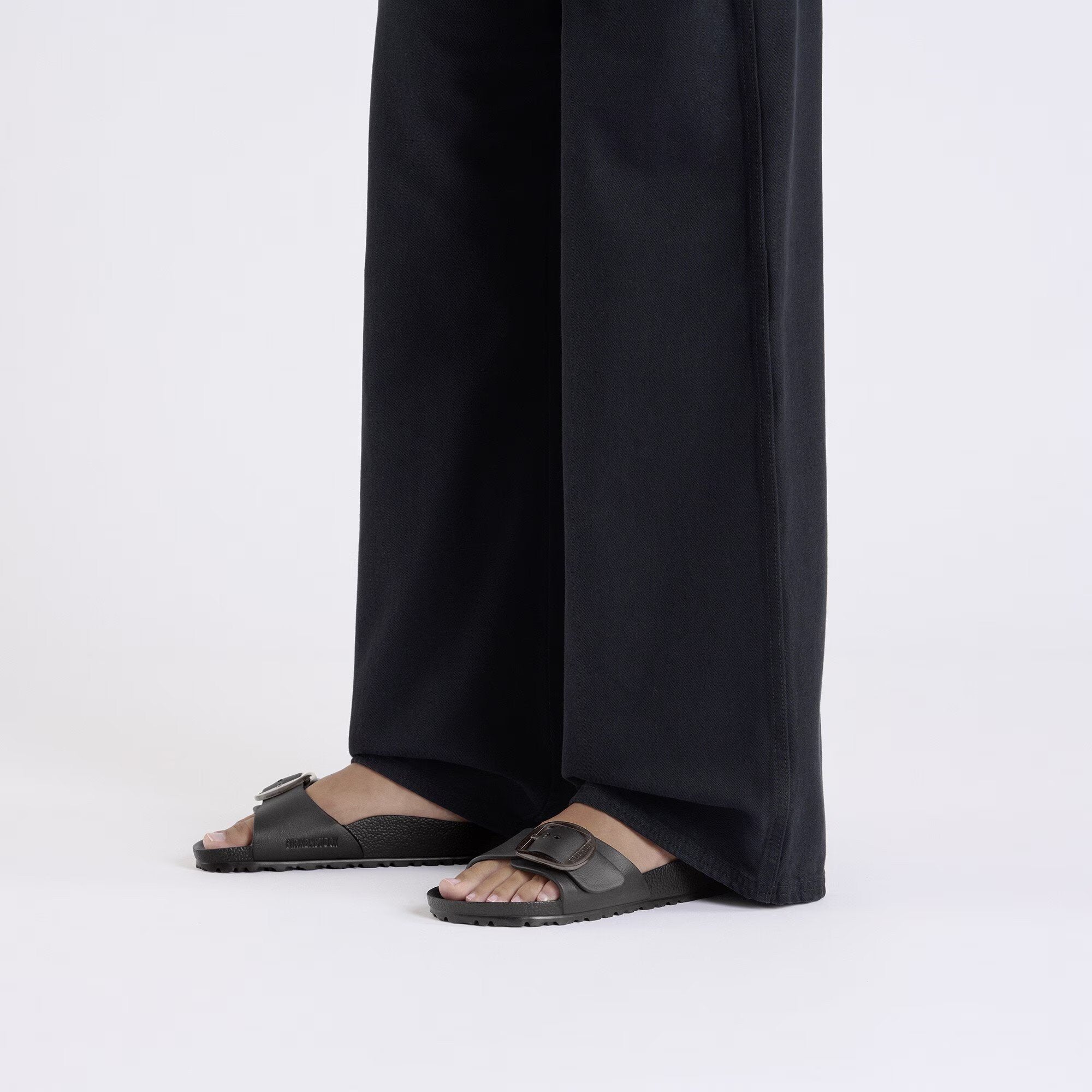 Madrid Big Buckle Black EVA