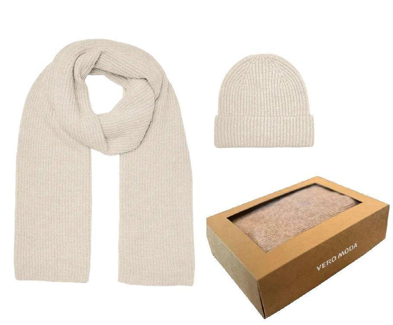 Gila Rib Beanie and Scarf Gift Box - Vero Moda