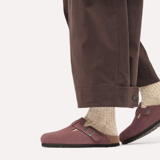 Boston Soft Footbed Suede Leather Pepper Unisex Narrow