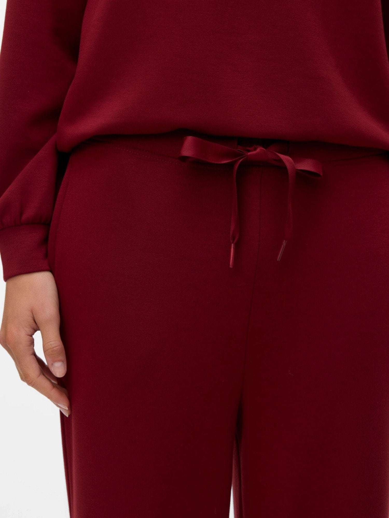 VMHALI High-Waist Trousers