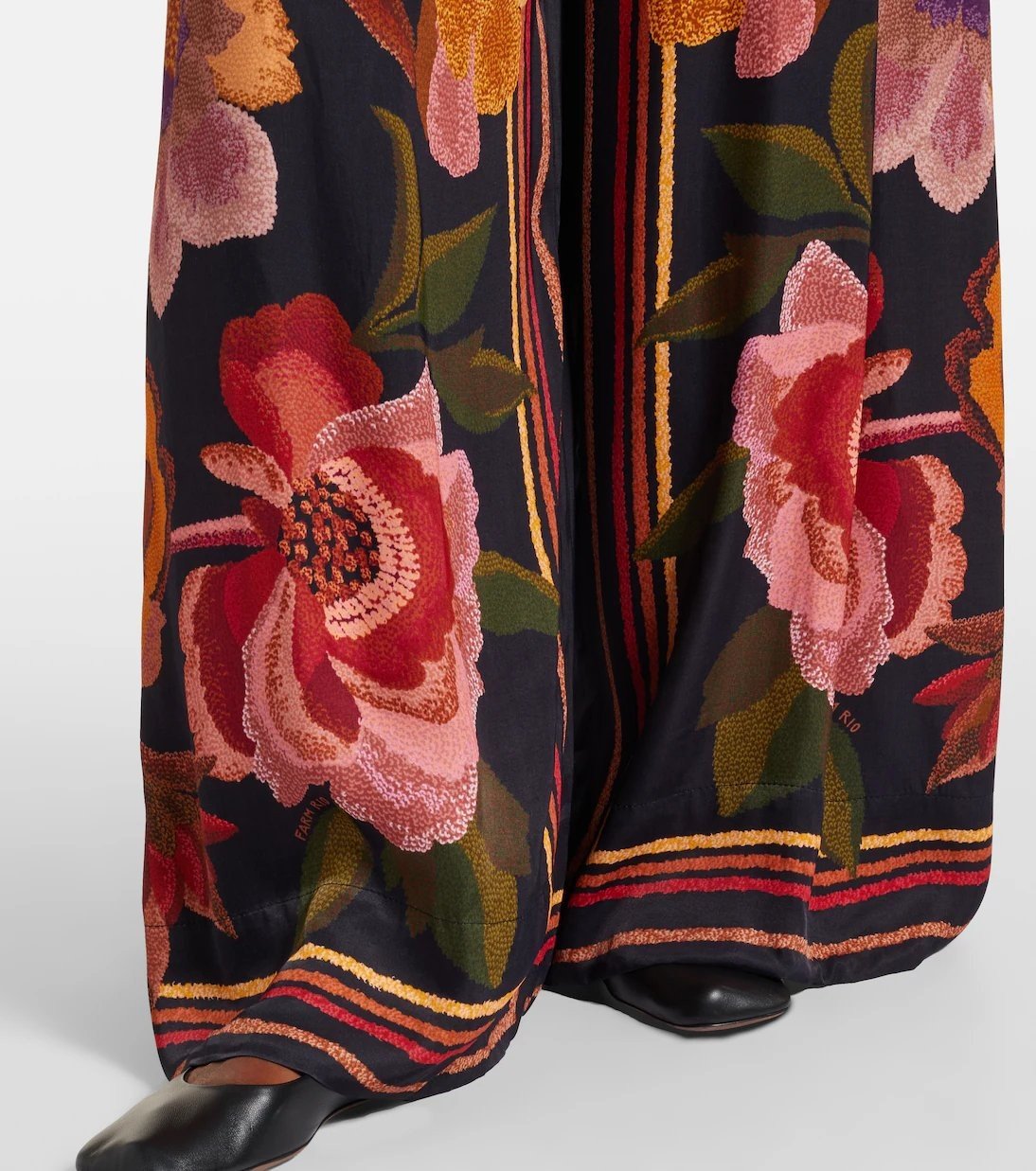 Chenille Flowers Black Pants