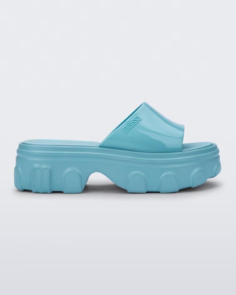 Ella Glossy Sky Blue Bold Platform Slide - Melissa