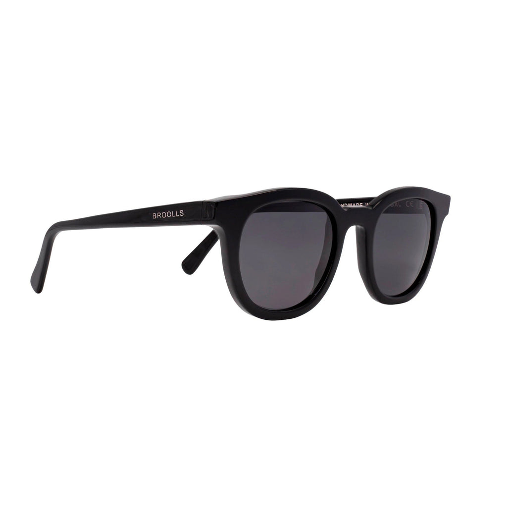 ICONIC Black Sunglasses