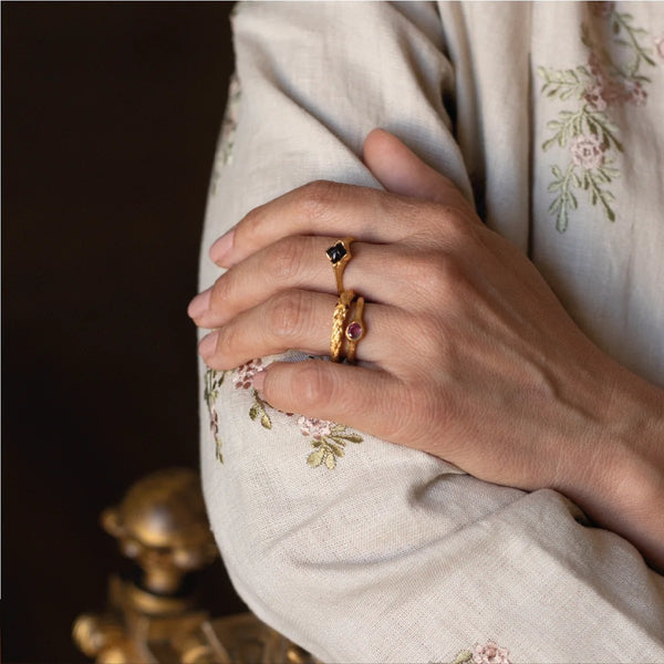 Bromelia Solitaire Ring - Sopro