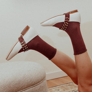 Studs Burgundy - Camia