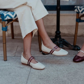 Burgundy Double Lane - Camia