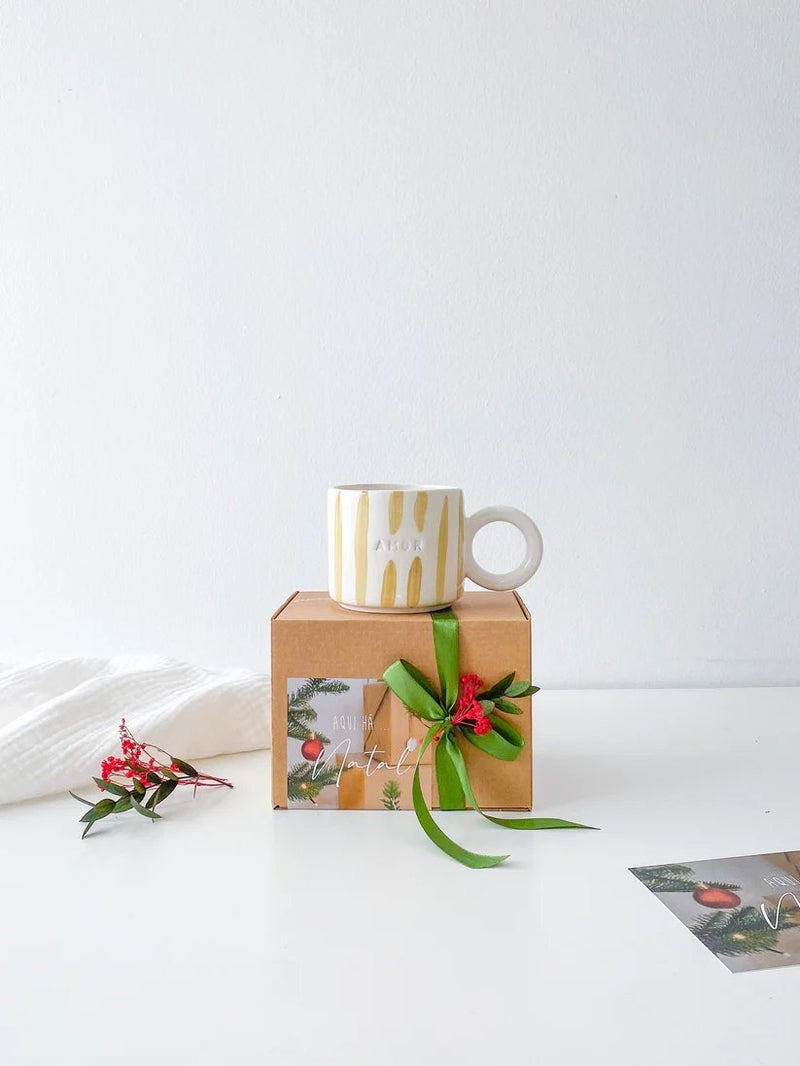 Love Mug Box - Aqui Há Peça