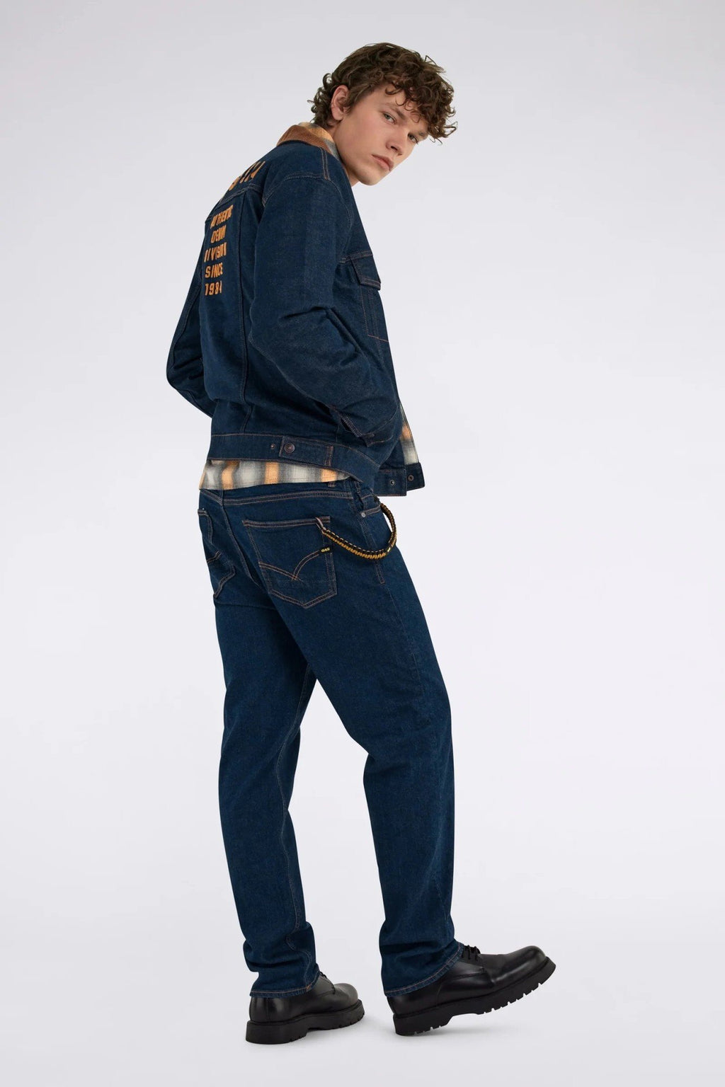 90''s Dad Denim Trousers