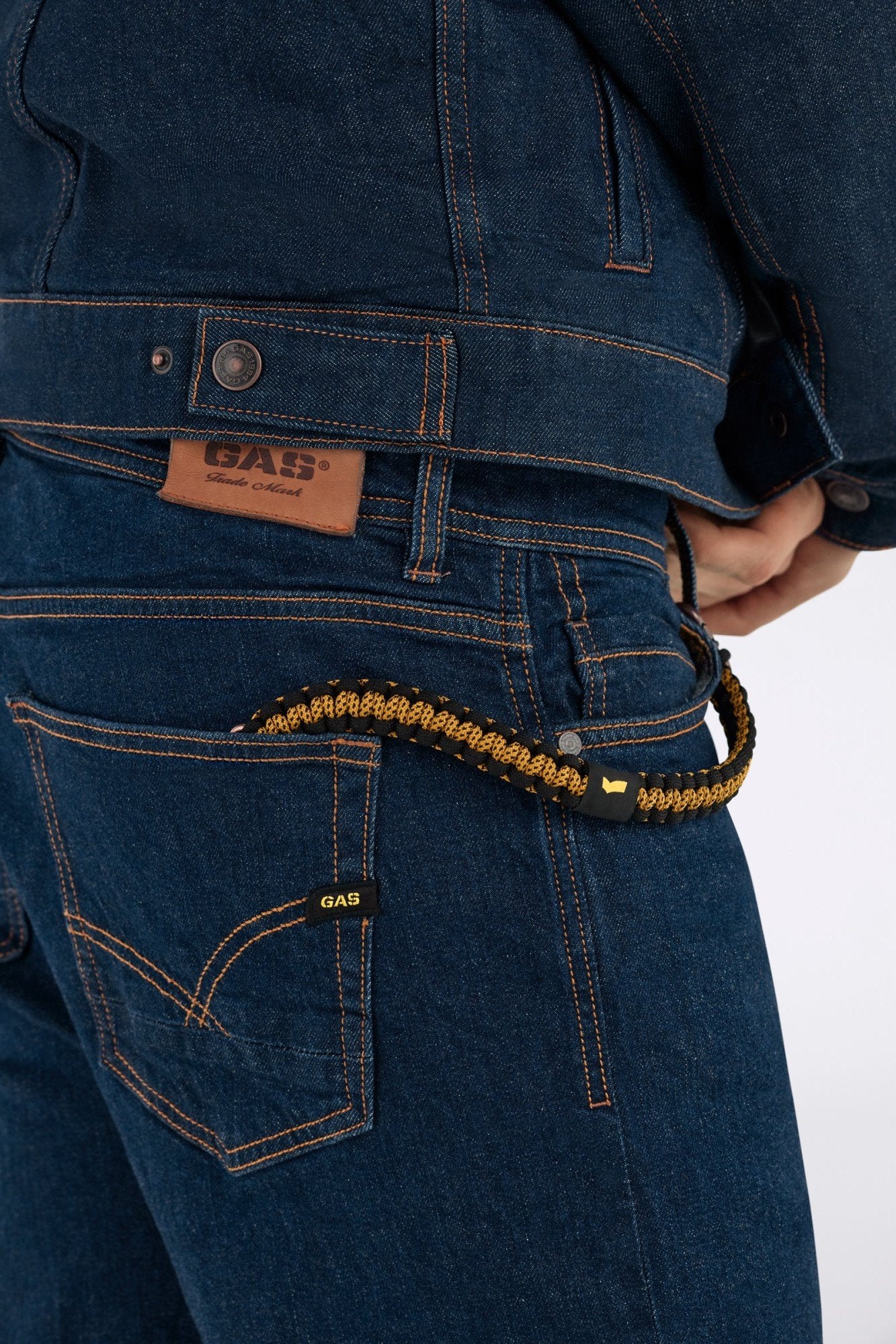 90''s Dad Denim Trousers