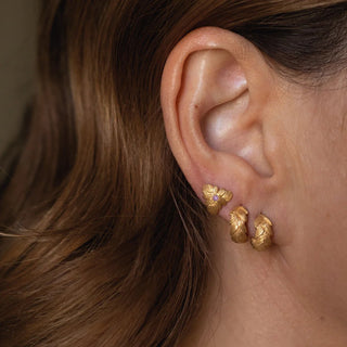 Bromelia Flower Blossom Earrings with Amethyst - Sopro