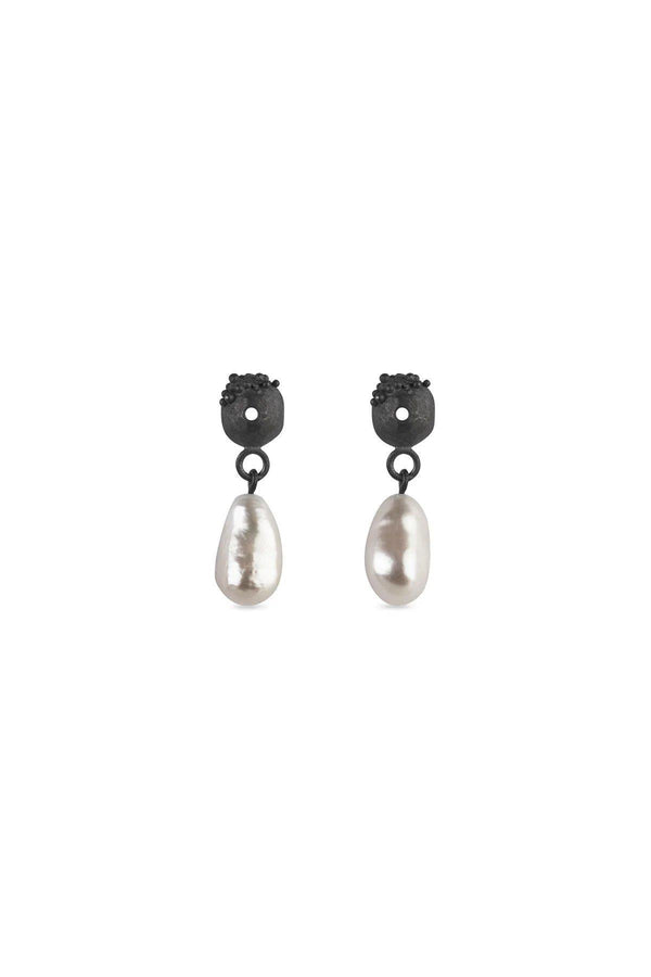 Lorena Oxidized Silver Earring with Pearl - Inês Telles