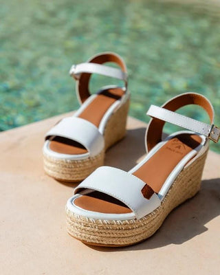 Arambol Leather Low Wedge Sandals - Popa