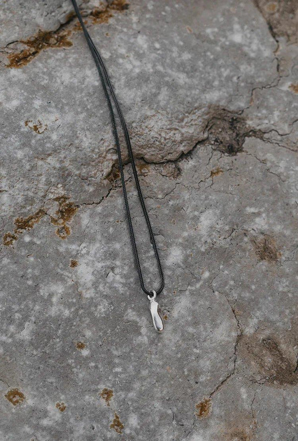 Orla Pendant Oxidized Silver Necklace - Inês Telles