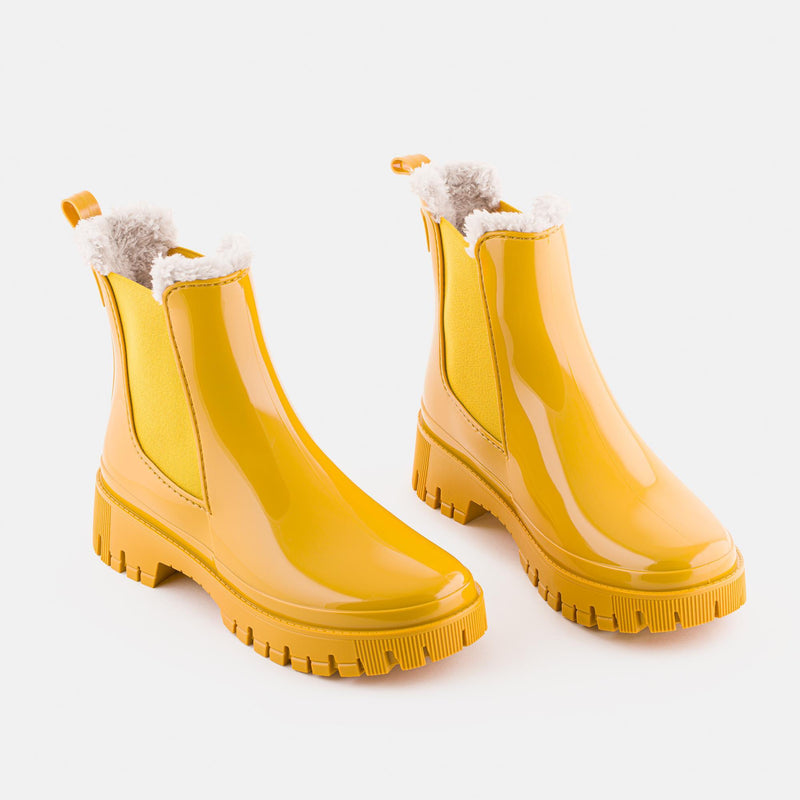 COLDEN 14 Vegan Mustard Boots With Fur Lining - Lemon Jelly