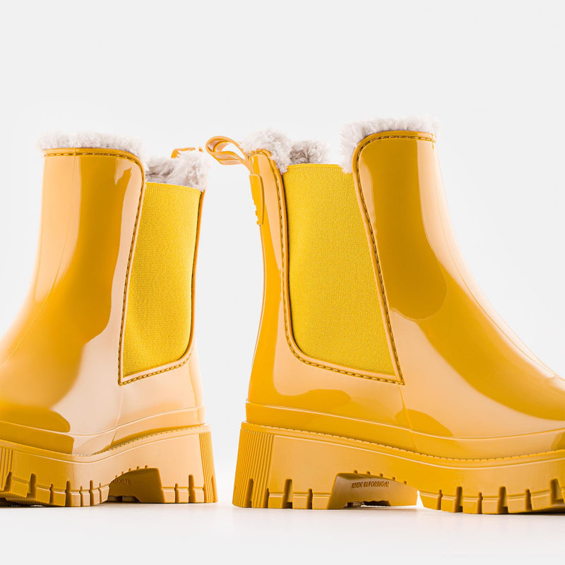 COLDEN 14 Vegan Mustard Boots With Fur Lining - Lemon Jelly