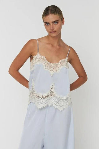Deliate Lace Top