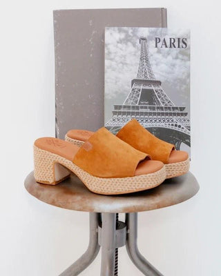 Dillon Suede Wedge Sandals in Cuero - Popa