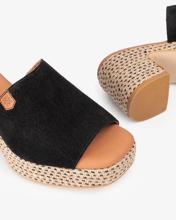 Dillon Suede Wedge Sandals in Black - Popa