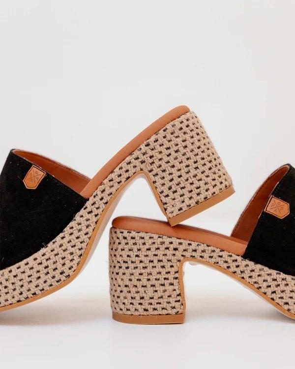 Dillon Suede Wedge Sandals in Black - Popa