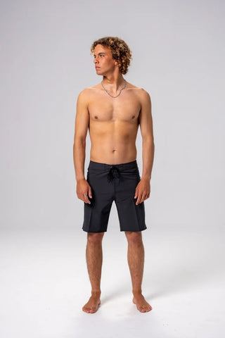 All Black 2.6 Boardshorts