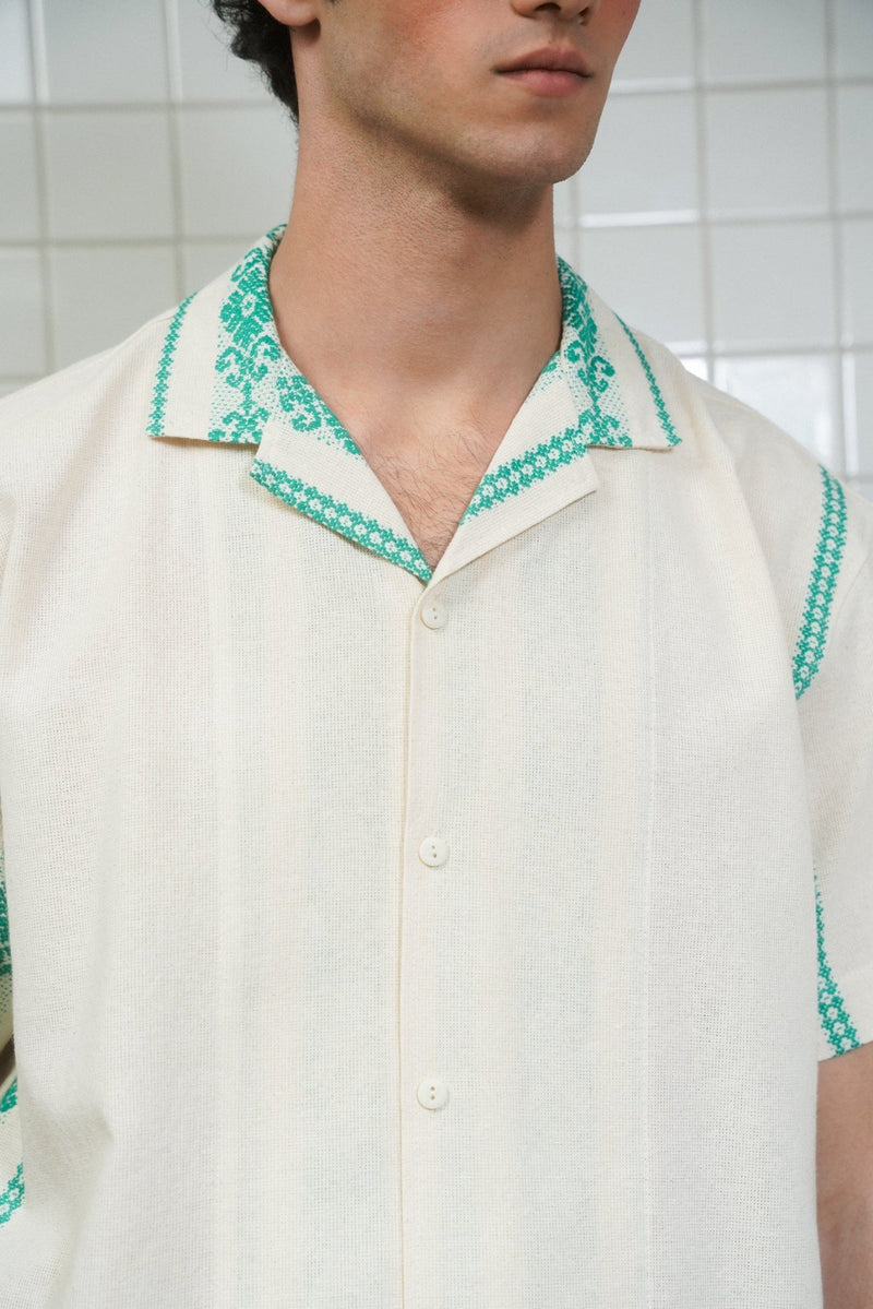 Folklore Shirt in Green - Gandaia