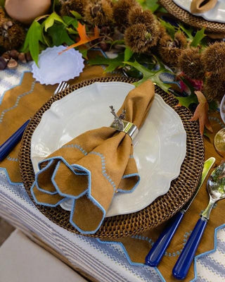 Alba Brown with Light Blue Napkin