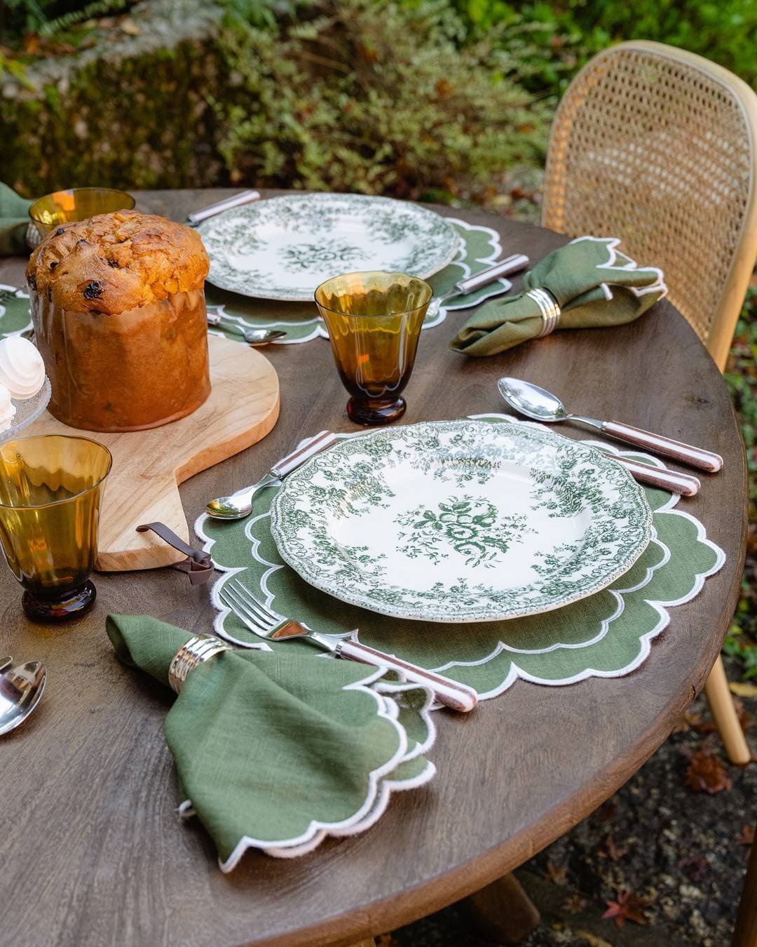 Iris Linen and Cotton Napkin Green & White - Mariaida Home