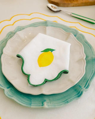 Wavy Napkin with Lemon
