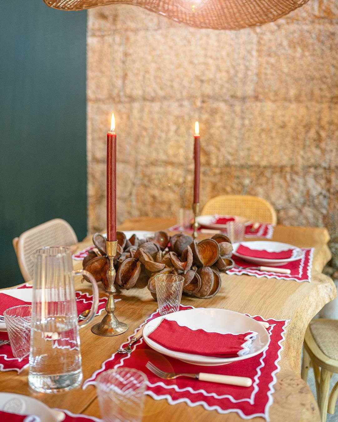 Vila Linen and Cotton Placemat Red & White - Mariaida Home
