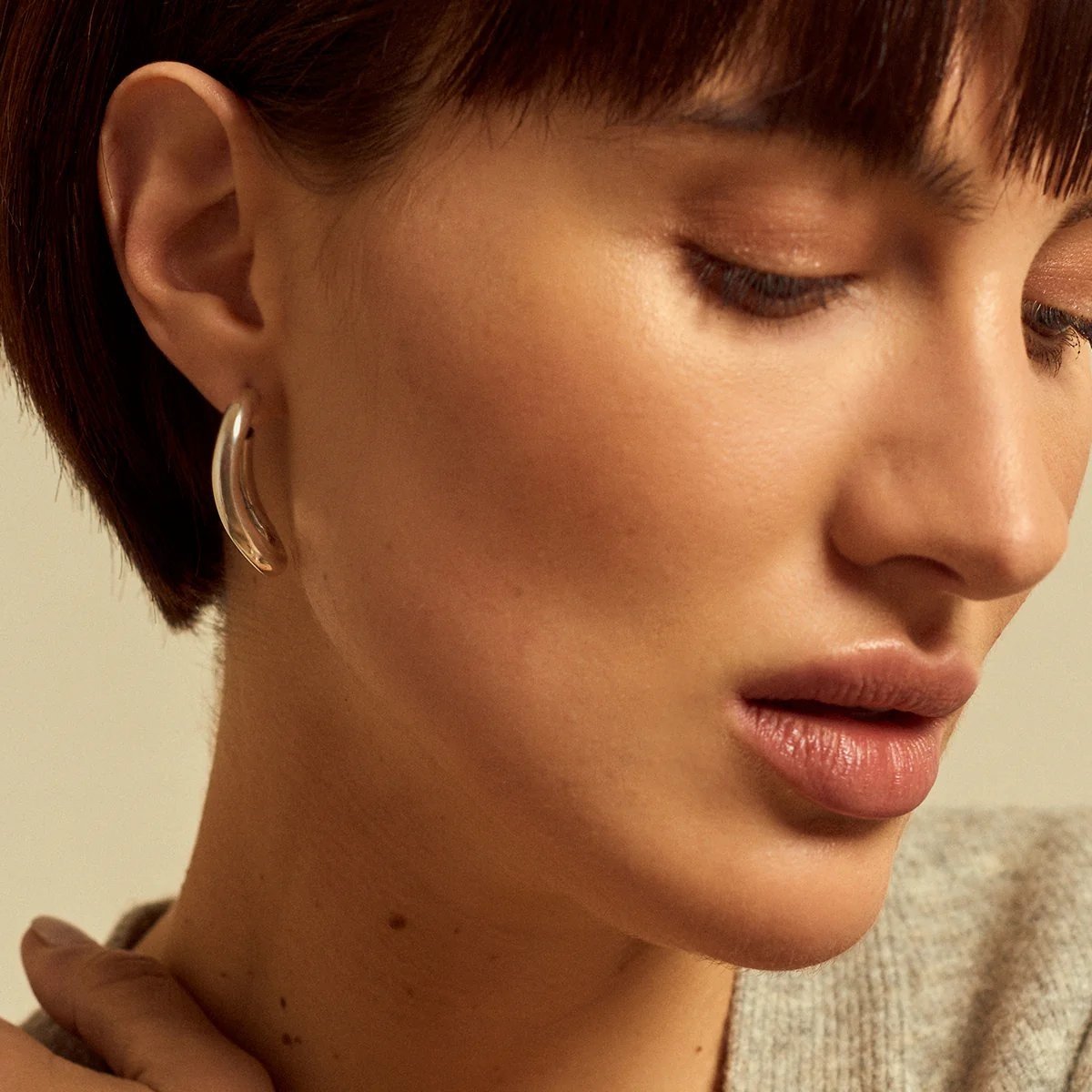 Queen Hoop Earrings - CXC