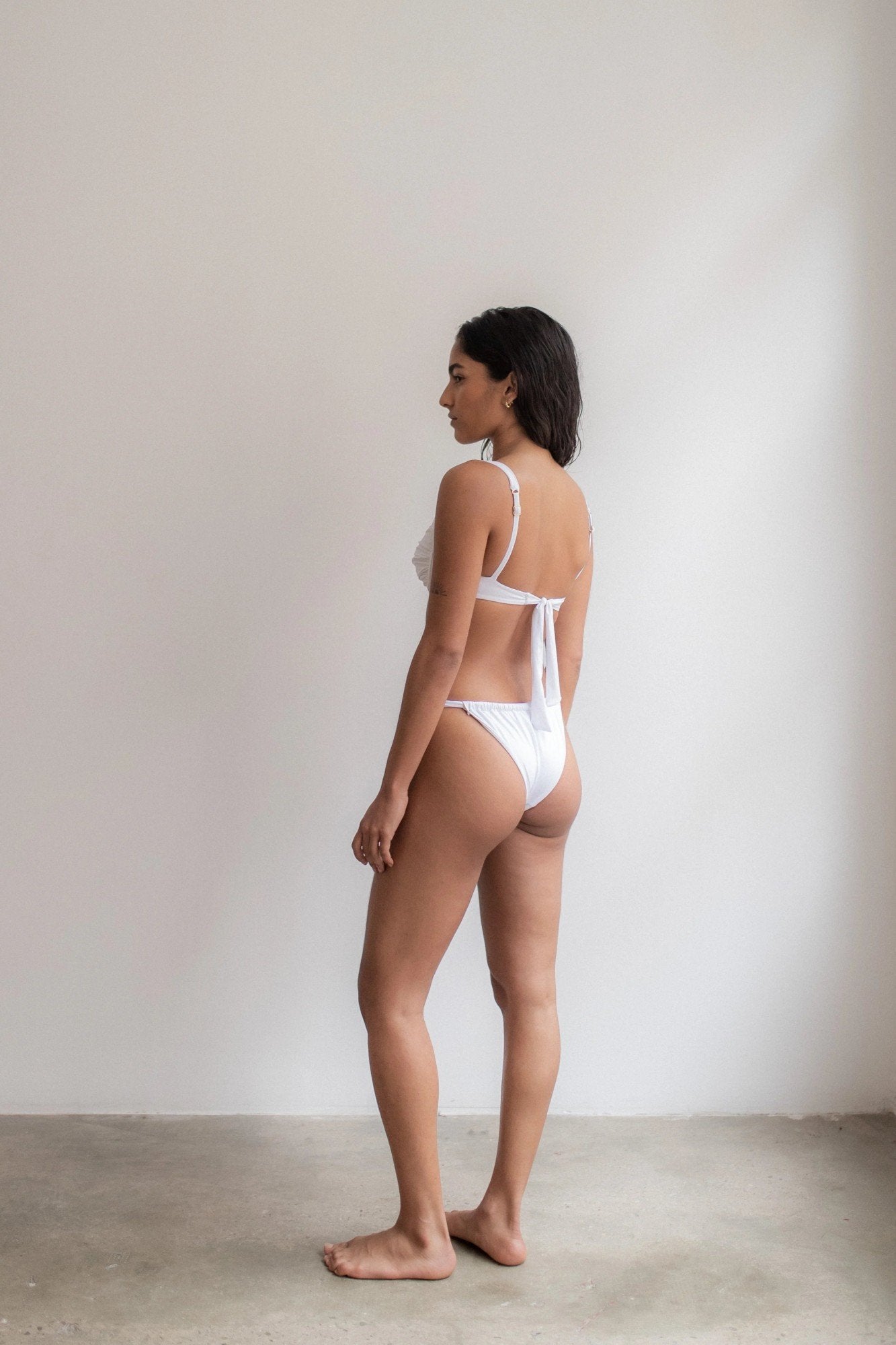 Lara True White Bottom