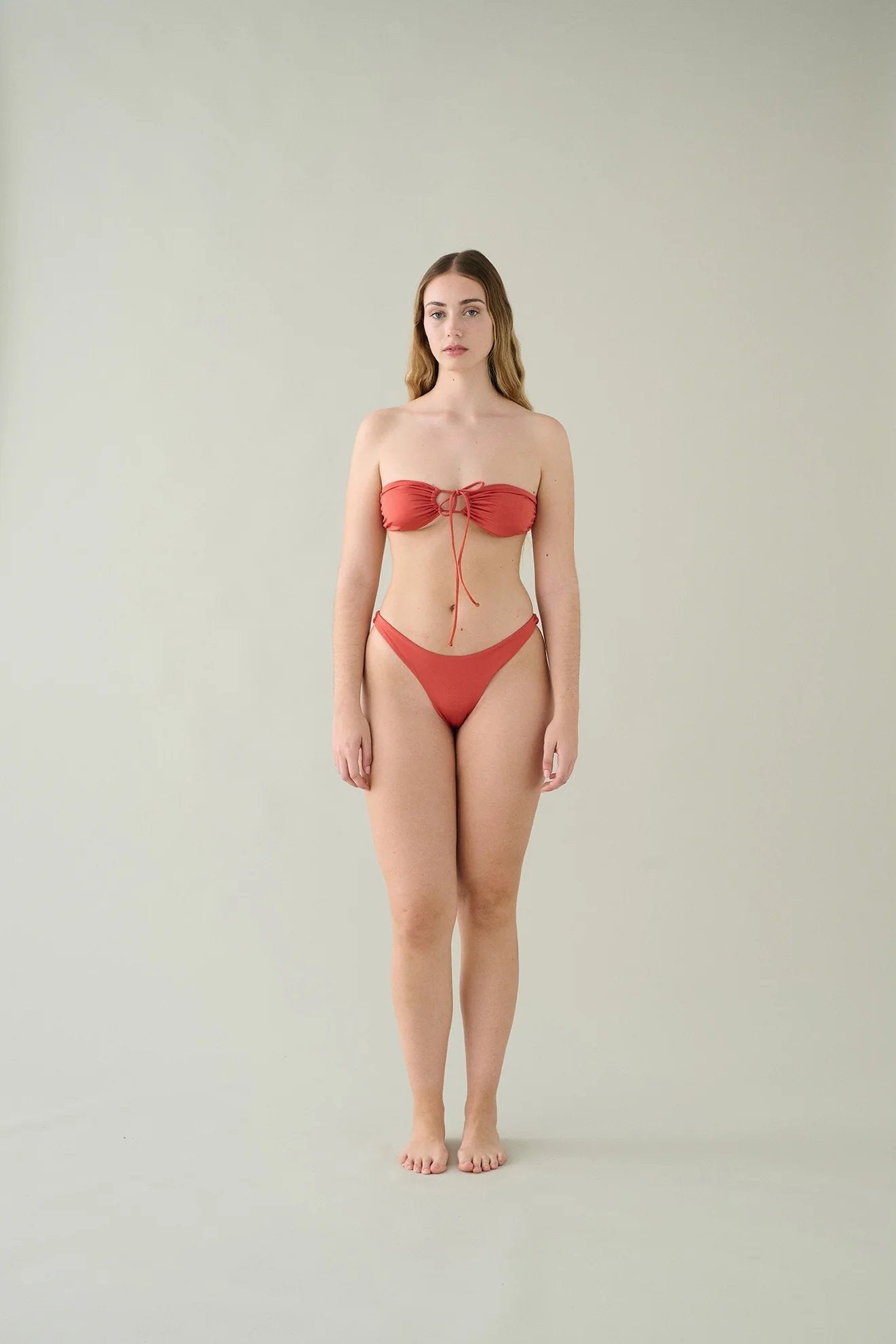 Bloom Crimson Bottom