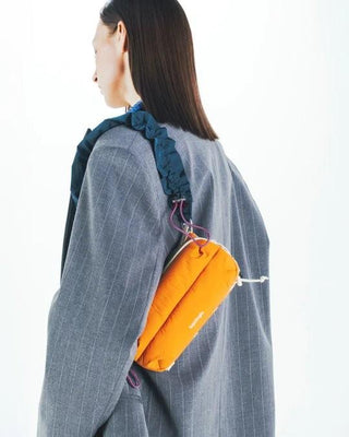 Bottle Sacoche Medium Burn Orange Silky Peach