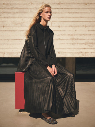 Asymmetric Hem Pleated Jacket