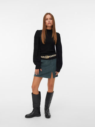 Considered Elegance: V-Neck Jumper in a Tangcell  EcoTang™ Blend