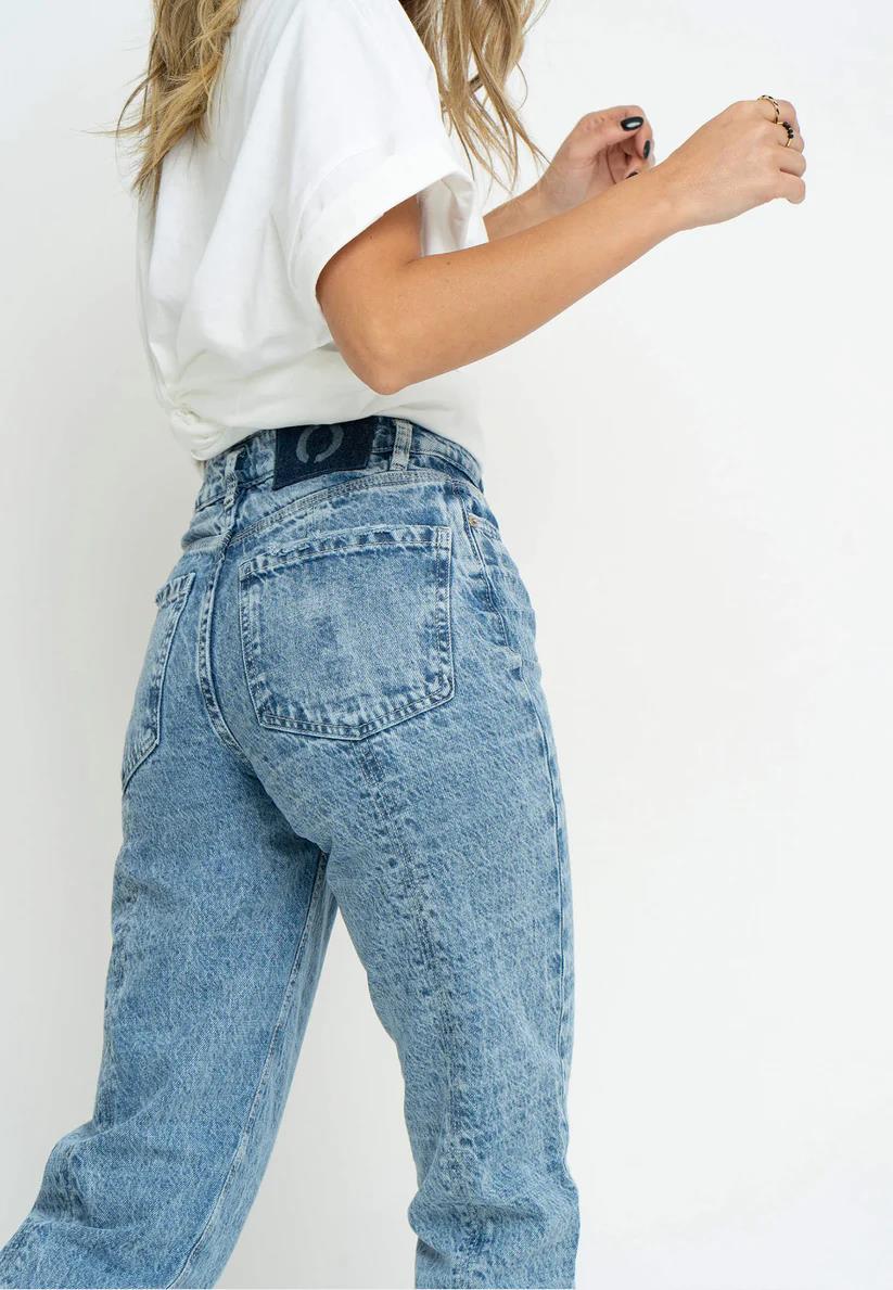 Balloon Details - NOWA Jeans