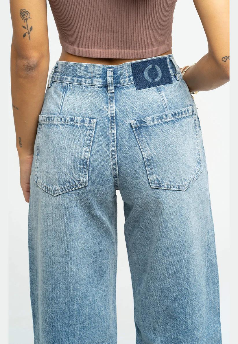 Wide Leg Cropped - NOWA Jeans