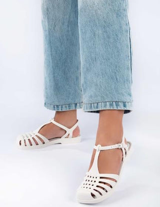 Aranha Square White Sandal - Melissa