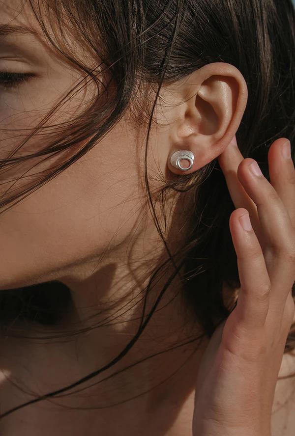 Odara Shell Small Earrings - Inês Telles