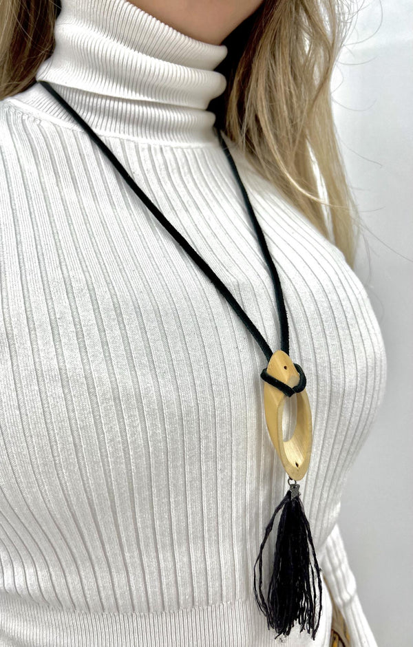 Bamboo and Tassel Necklace - Maria Oiticica